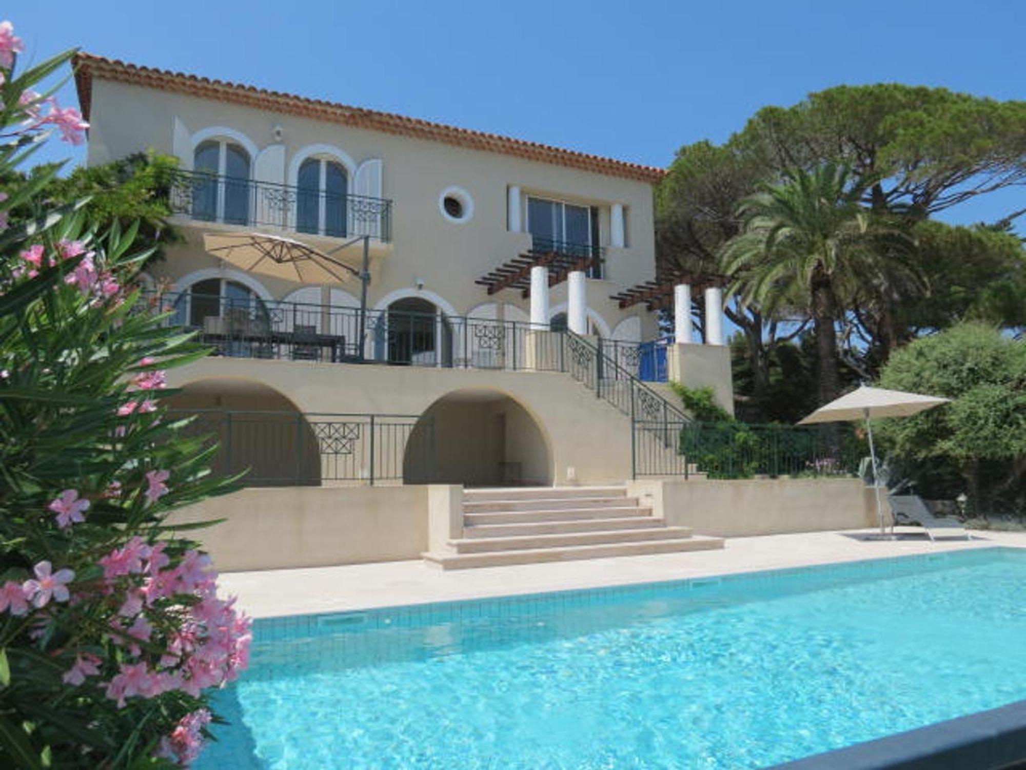 Villa 5 Pieces + T2, Piscine, Clim, Bord De Mer, 10-12 Pers - Fr-1-780-3 Sainte-Maxime Exterior photo